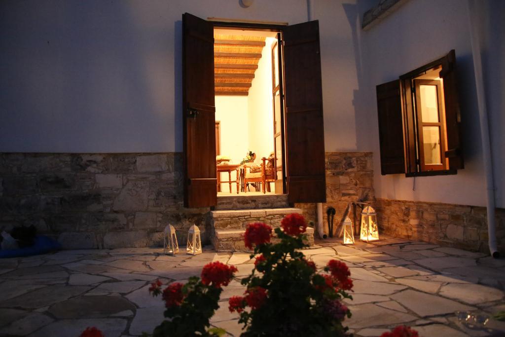 Alaminos Charoullas Traditional Mansionヴィラ エクステリア 写真