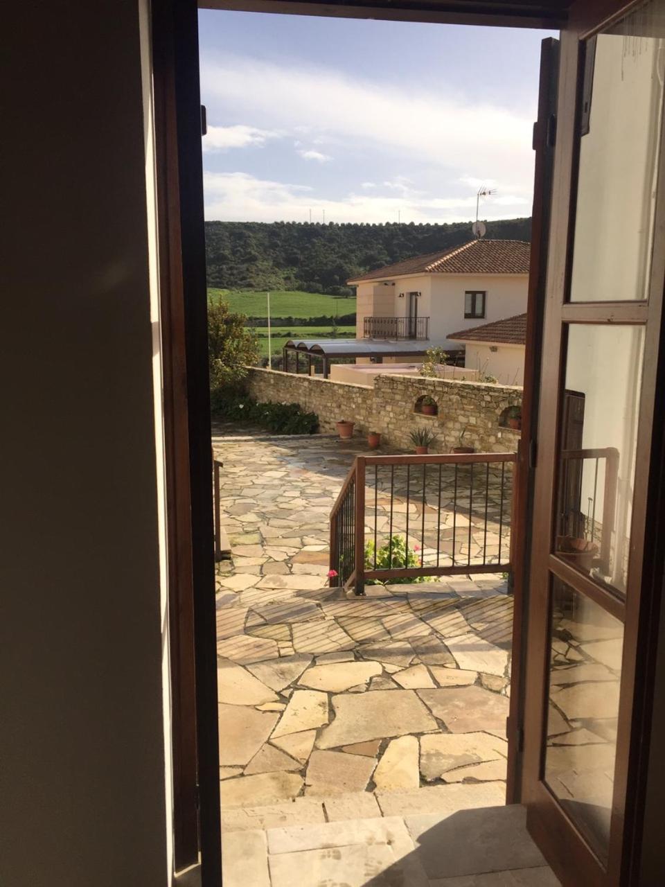 Alaminos Charoullas Traditional Mansionヴィラ エクステリア 写真