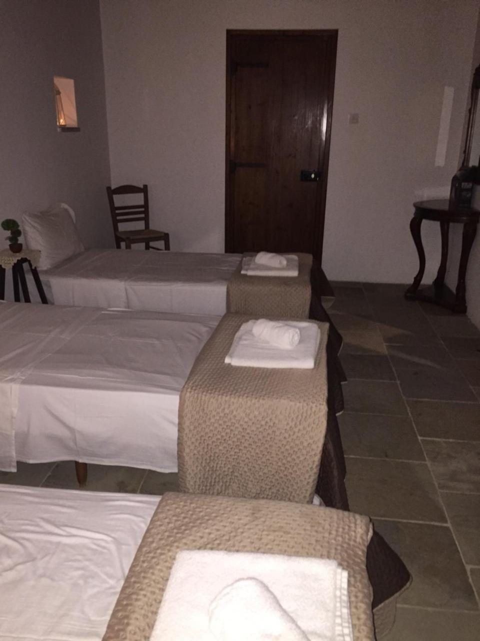 Alaminos Charoullas Traditional Mansionヴィラ エクステリア 写真